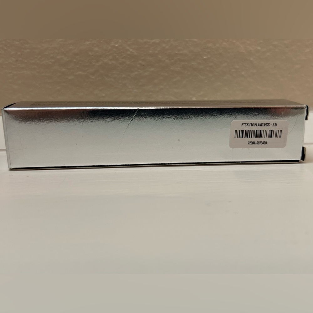 IL MAKIAGE Multi-Use Perfecting Concealer Brand new .23OZ - Picture 4 of 4